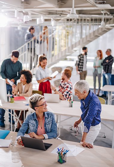 Collaborateurs travaillant au siège social